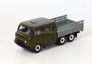 УАЗ-39094 "Фермер" бортовой (трехмостовый)